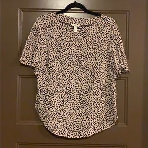 H&M Flutter Sleeve Leopard Print Top